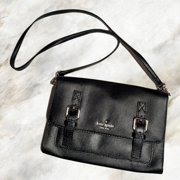 kate spade Handbags - Authentic Kate Spade Bag